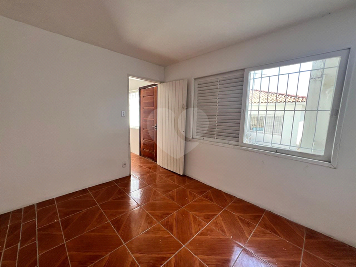 Foto REO1182832