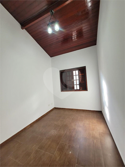 Foto REO1182835
