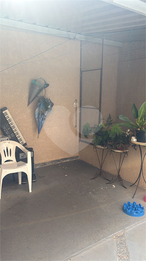 Foto REO1182842