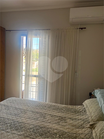 Foto REO1182842
