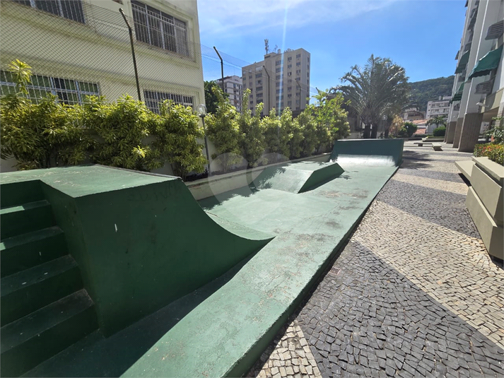 Foto REO1182846