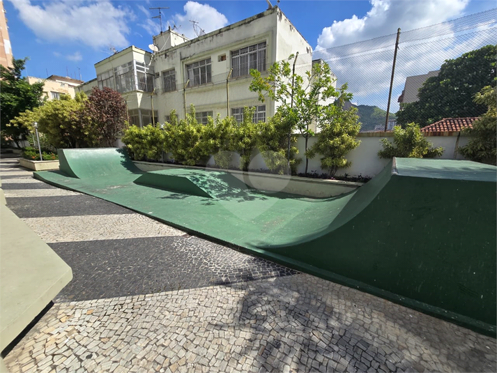 Foto REO1182846