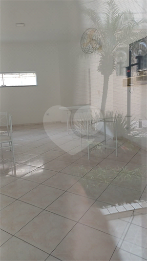 Foto REO1182882