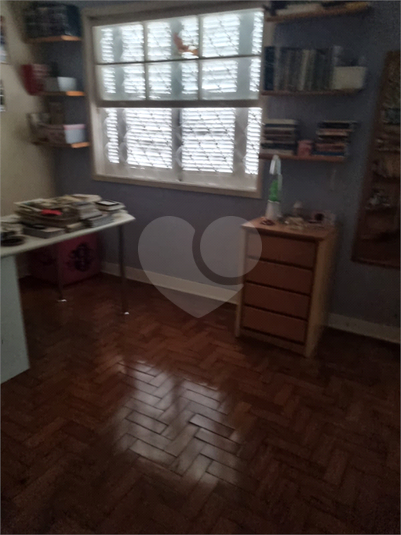 Foto REO1182914