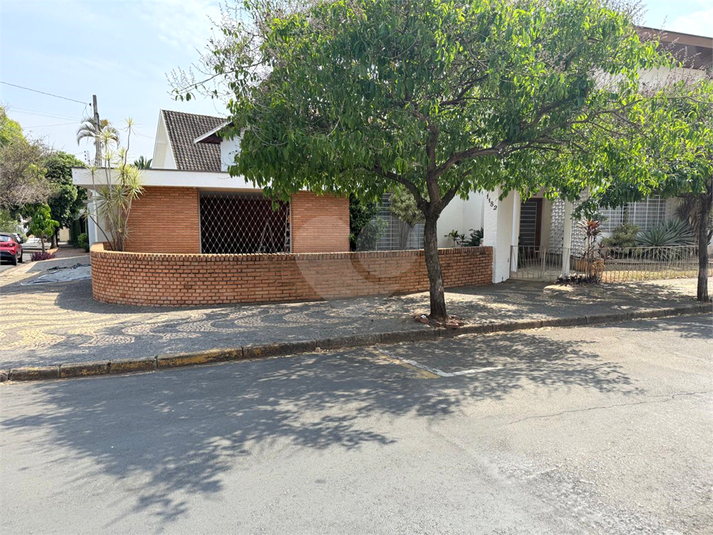 Foto REO1182941