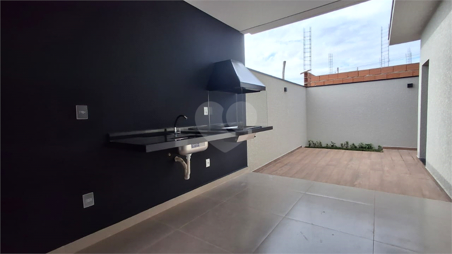 Foto REO1182967