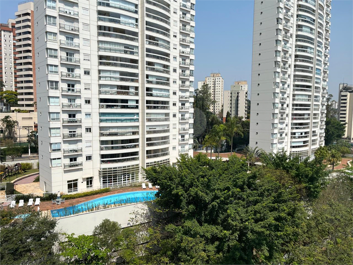 Foto REO1182968
