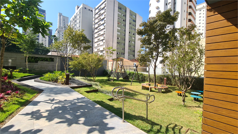 Foto REO1182976