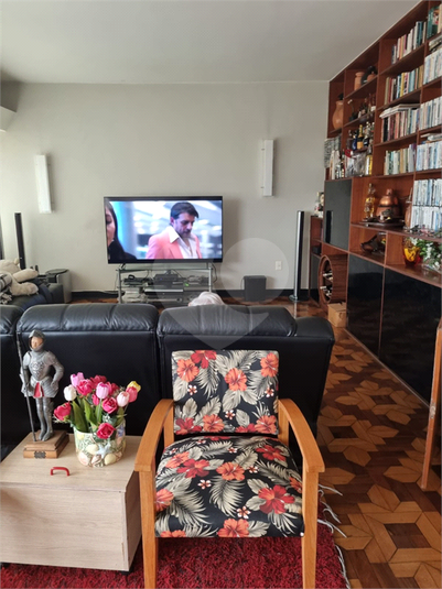 Foto REO1182990
