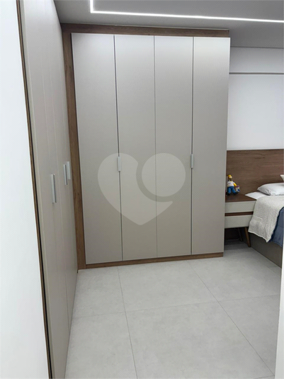Foto REO1183042