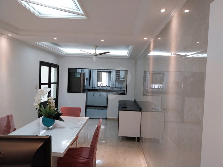 Foto REO1183053
