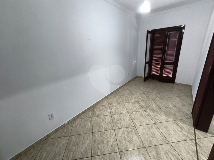 Foto REO1183077