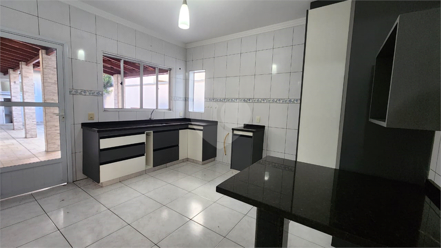 Foto REO1183086