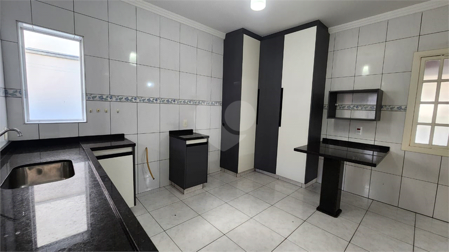 Foto REO1183086