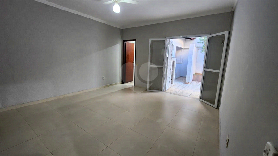 Foto REO1183086