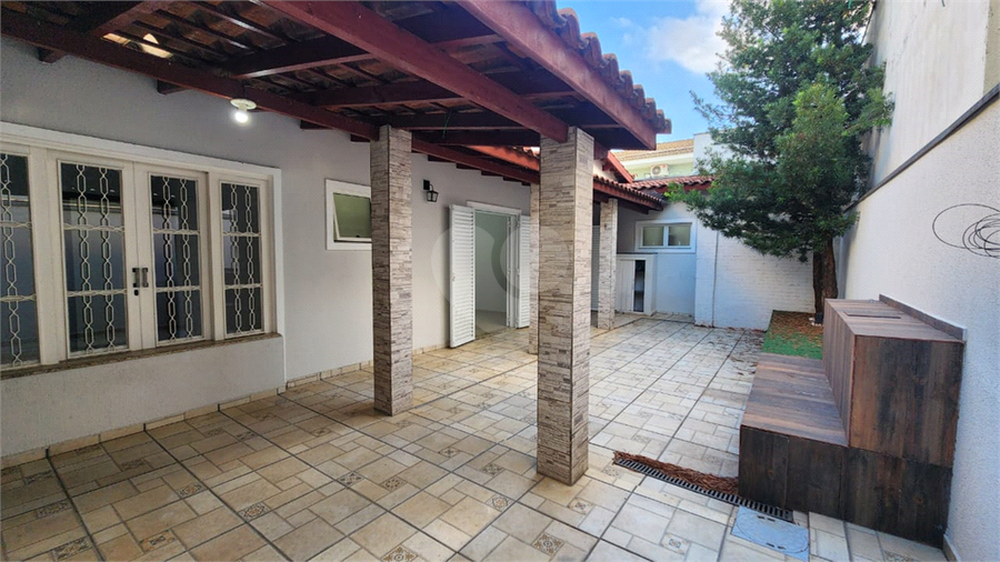 Foto REO1183086