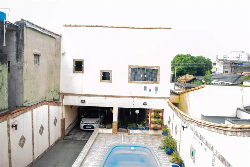 Foto REO1183156
