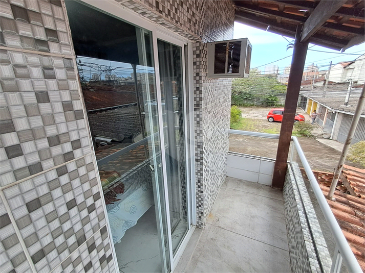 Foto REO1183188