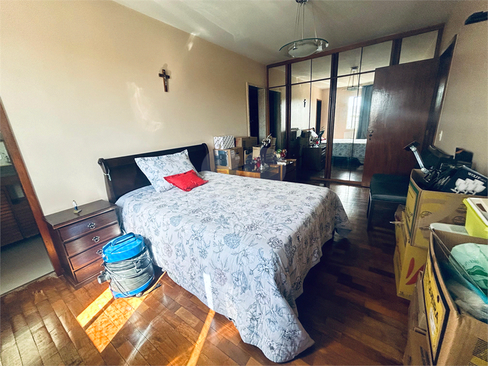 Foto REO1183194
