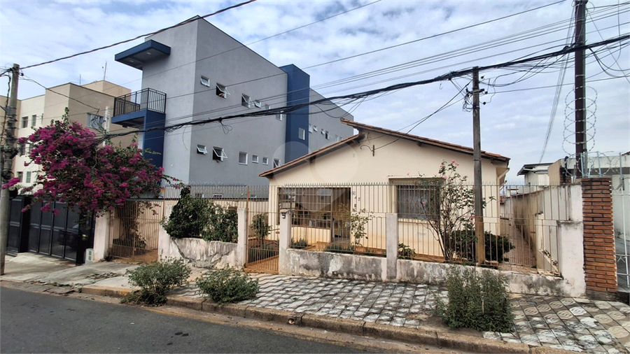 Foto REO1183198
