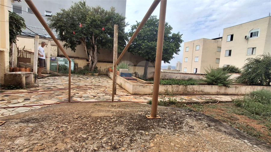 Foto REO1183198