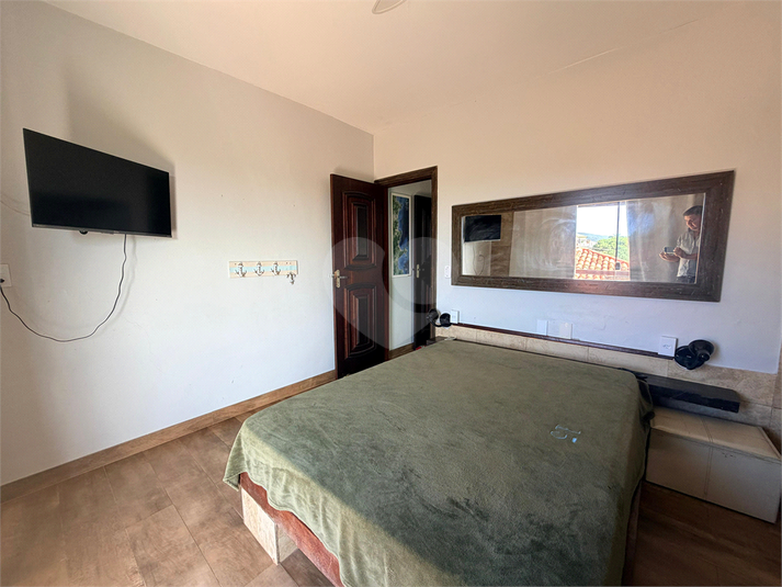 Foto REO1183259
