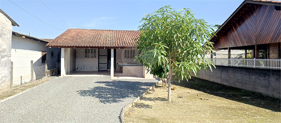 Foto REO1183281