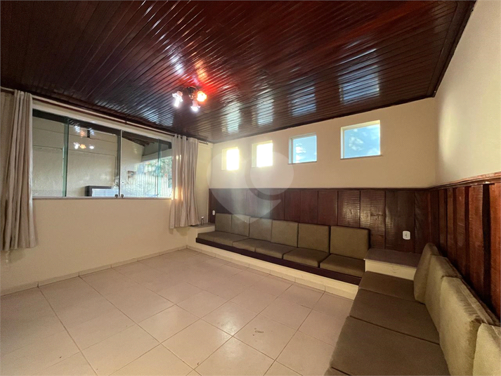 Foto REO1183286