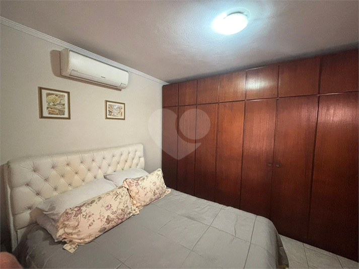 Foto REO1183317