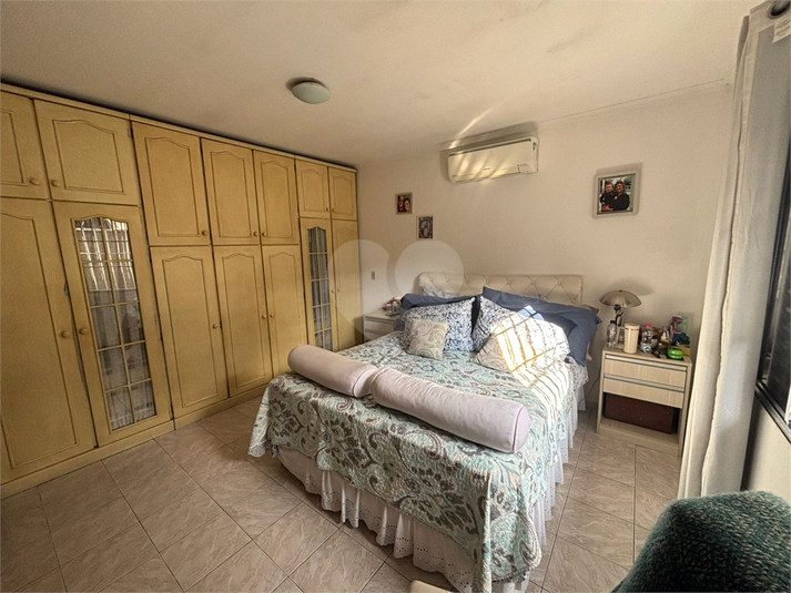 Foto REO1183317