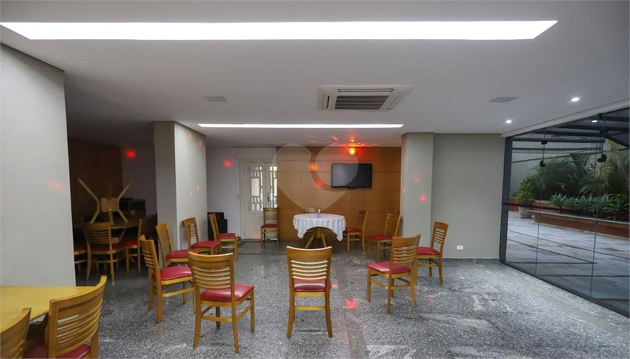 Foto REO1183419
