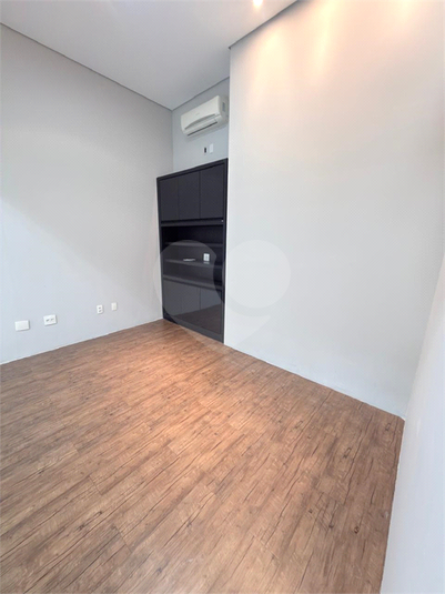 Foto REO1183434