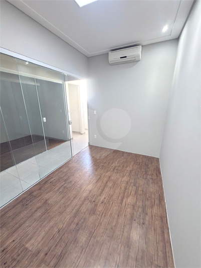 Foto REO1183434