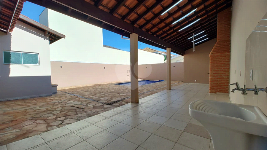 Foto REO1183463