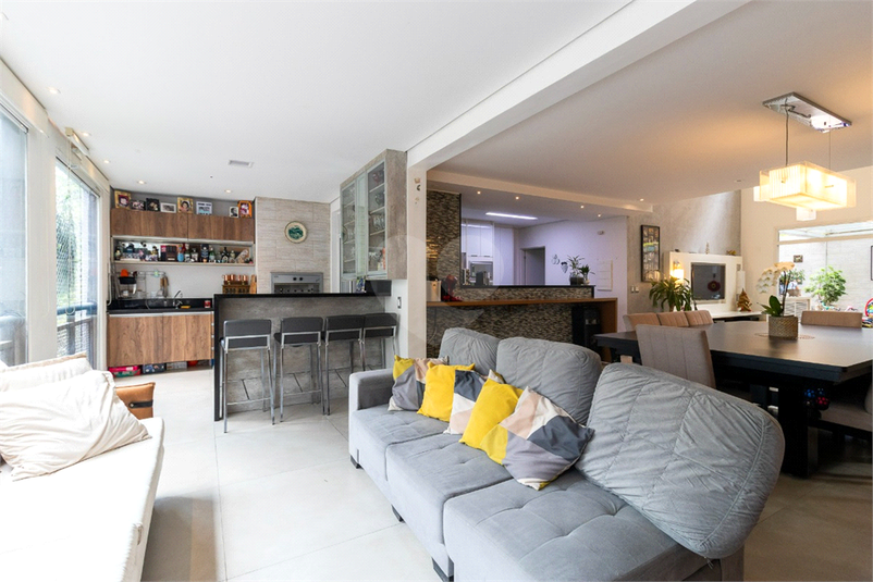 Foto REO1183500