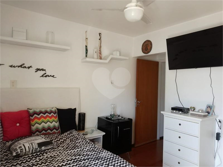 Foto REO1183519
