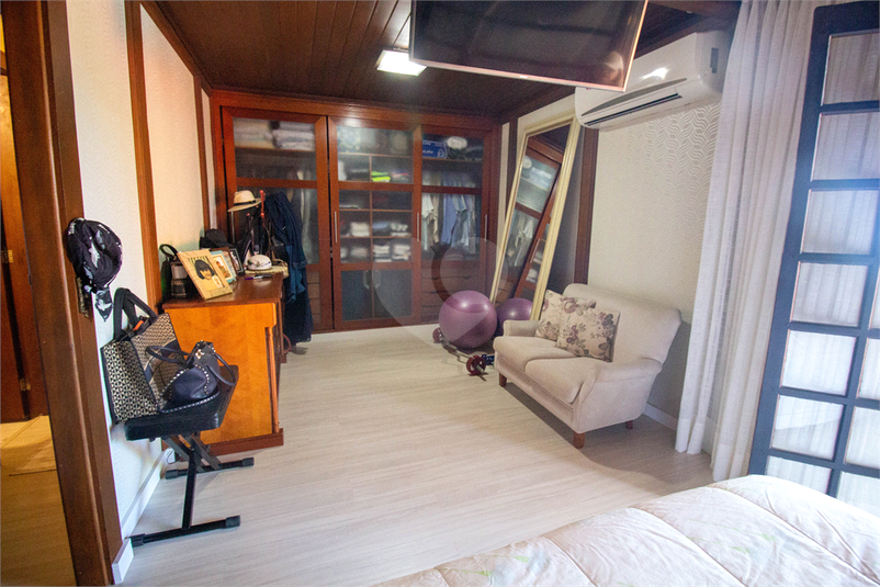 Foto REO1183581