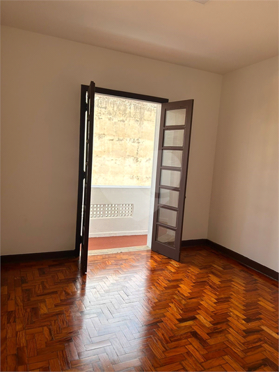 Foto REO1183592