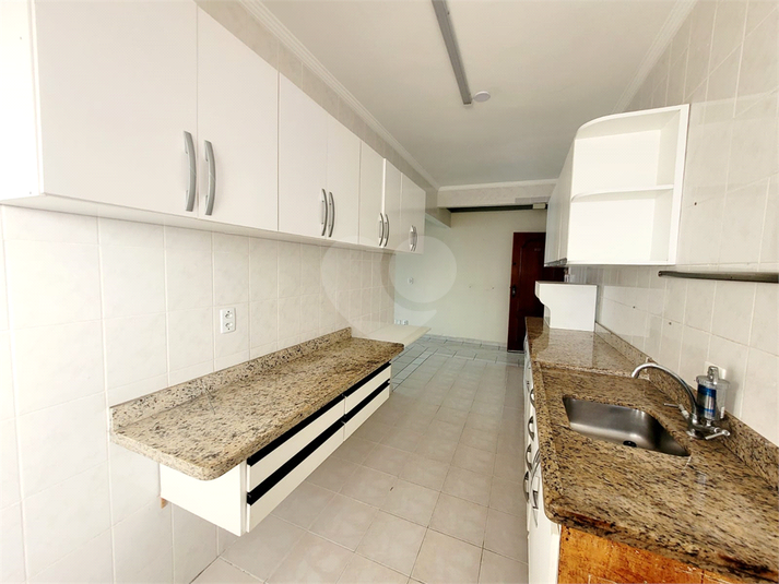 Foto REO1183612