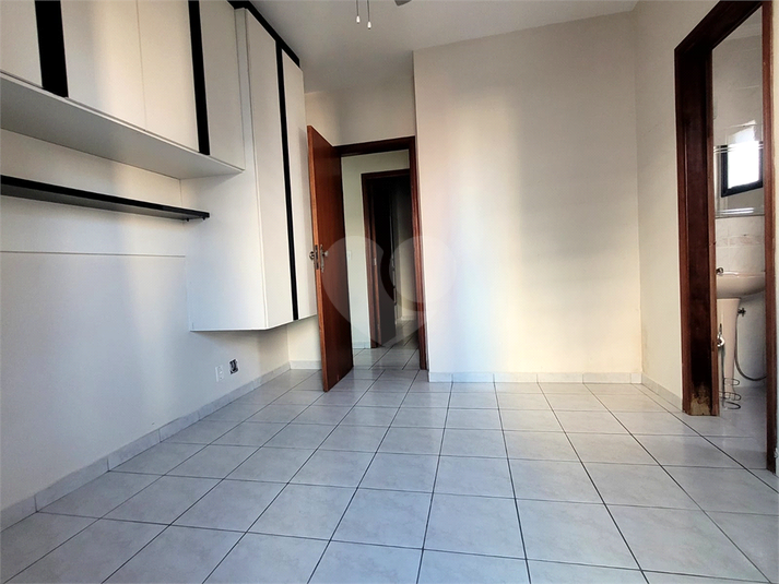 Foto REO1183612