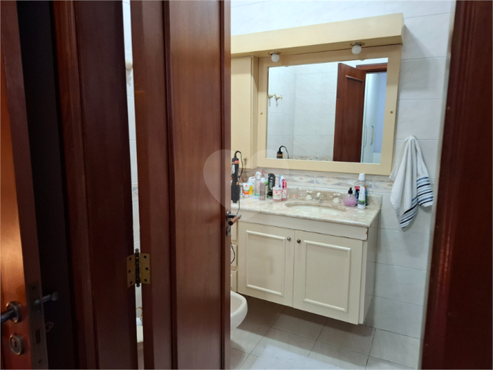 Foto REO1183622