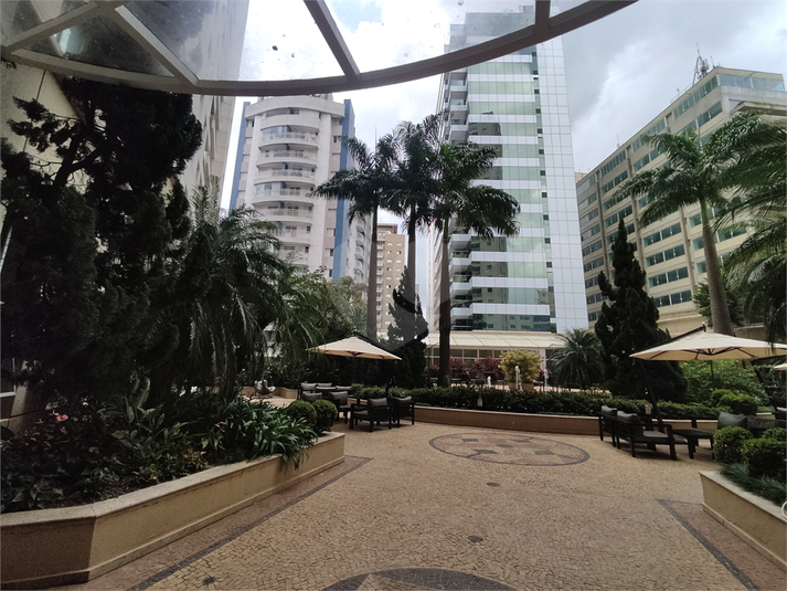 Foto REO1183626