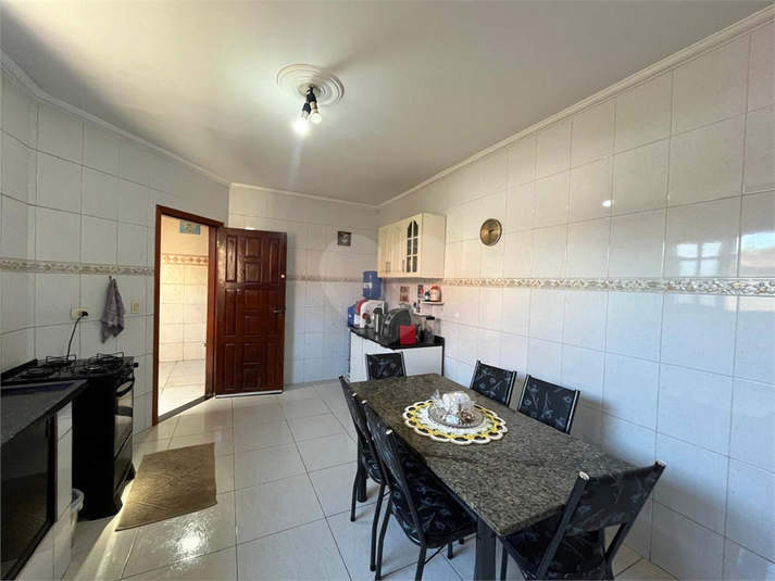 Foto REO1183633