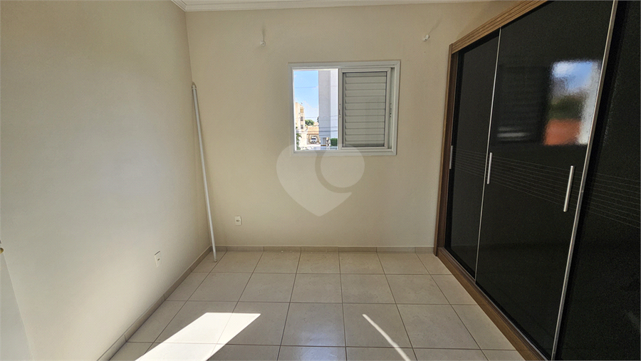 Foto REO1183636