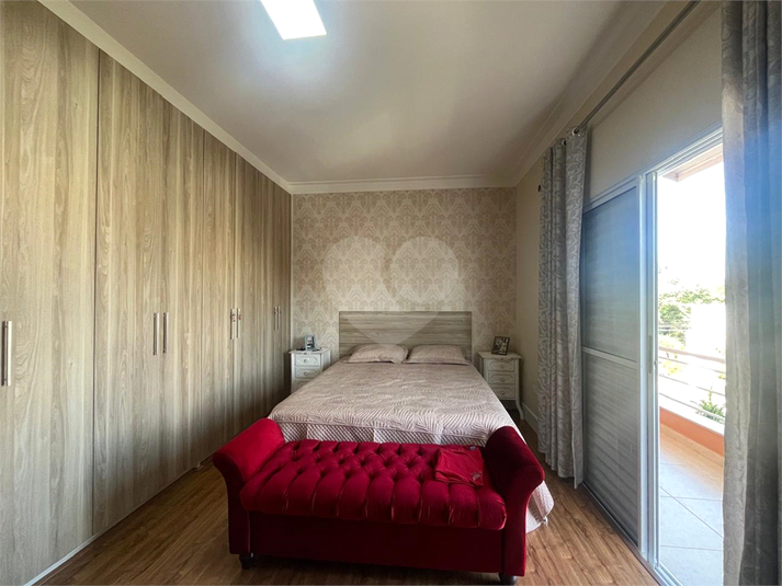 Foto REO1183689
