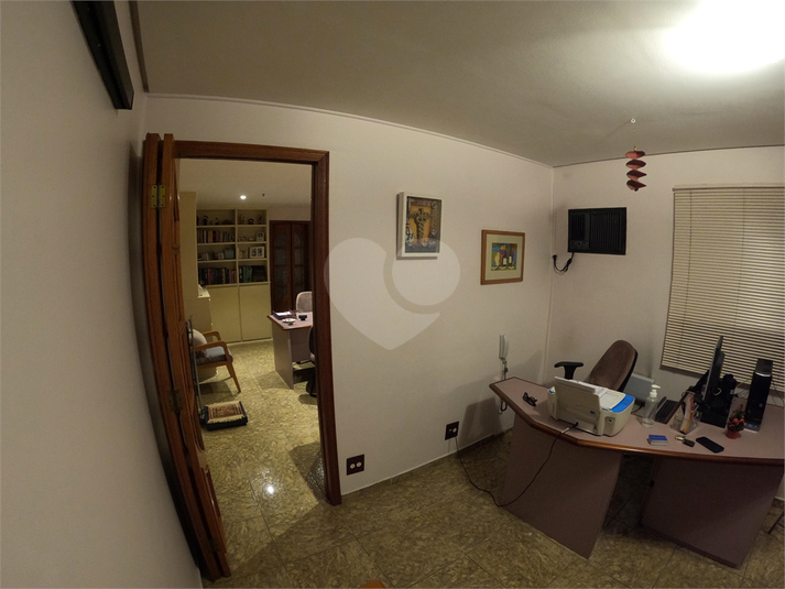 Foto REO1183769