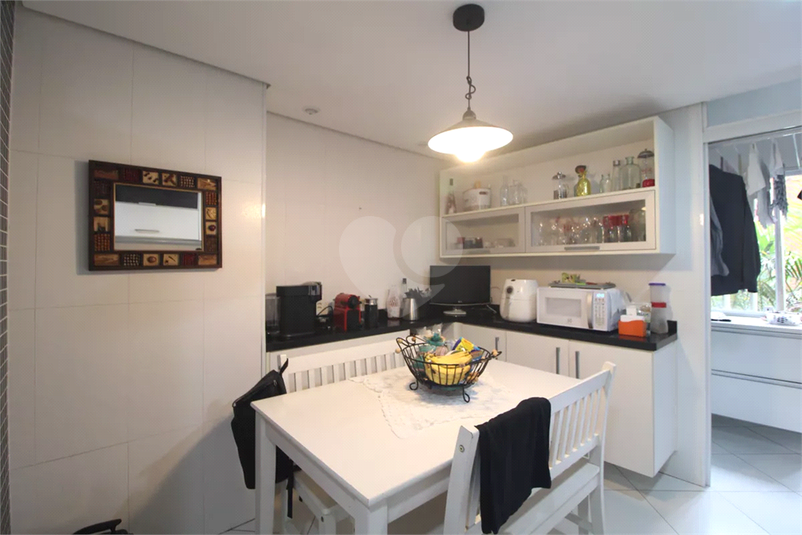 Foto REO1183815