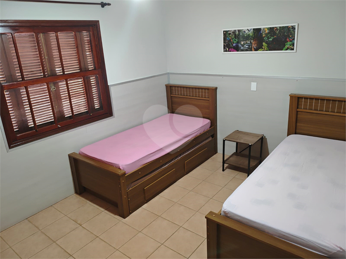 Foto REO1183842