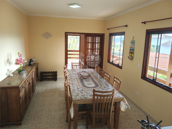 Foto REO1183842