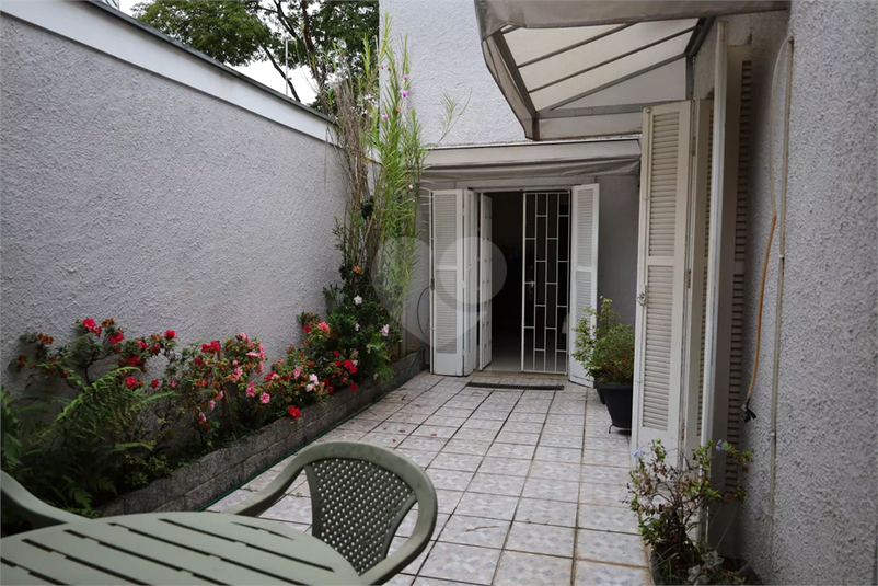 Foto REO1183879